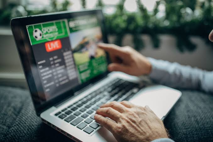Best Betting Sites UK 2026 - Ranked & Assessed by Our Professionals
